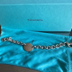 Return to Tiffany bracelet